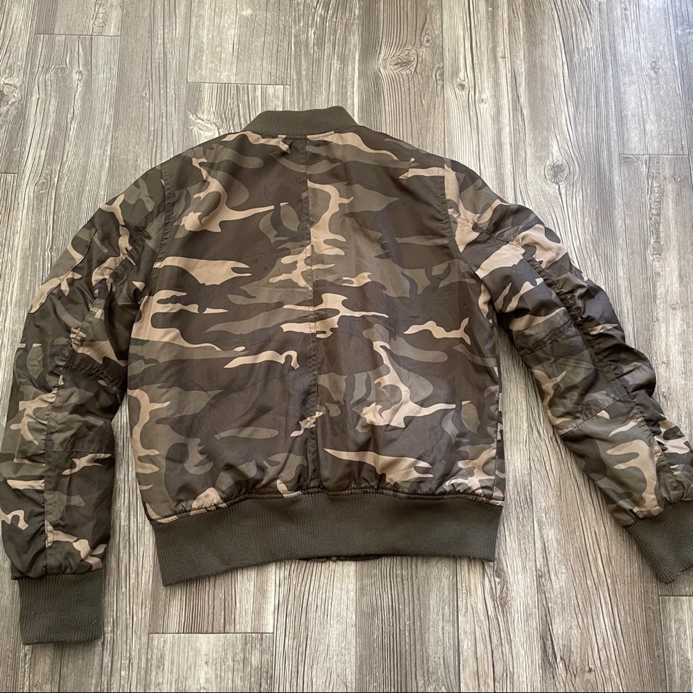 Camp Jacket✨ - Picture 6 of 7